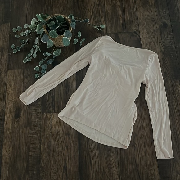 NWOT SHEIN Maternity Cross Wrap Sweetheart Neck Tee - Picture 5 of 6